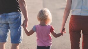 Problemas da Infância na Vida Adulta Como Superar e Prospera